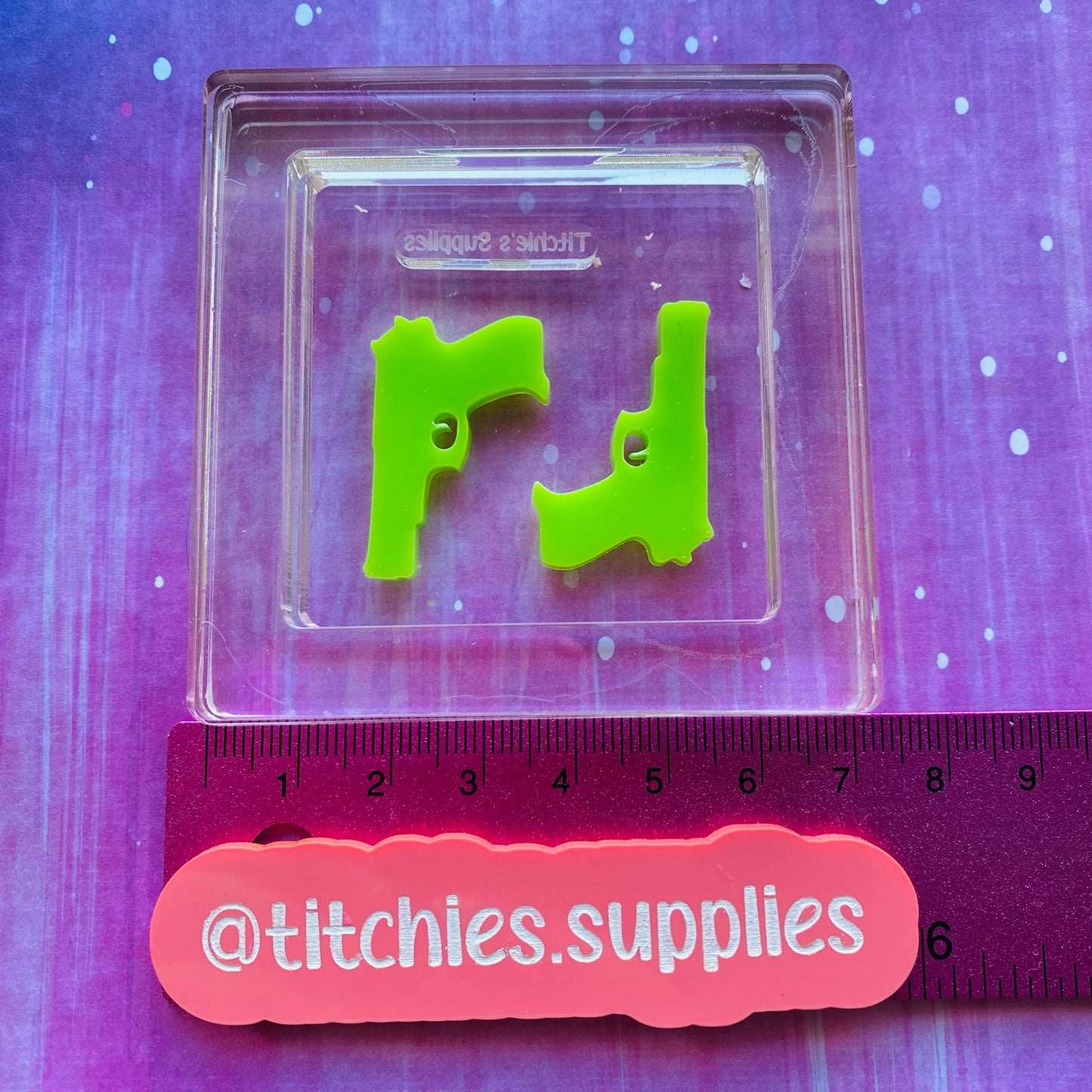 Small Guns Earring Mould, No Loop