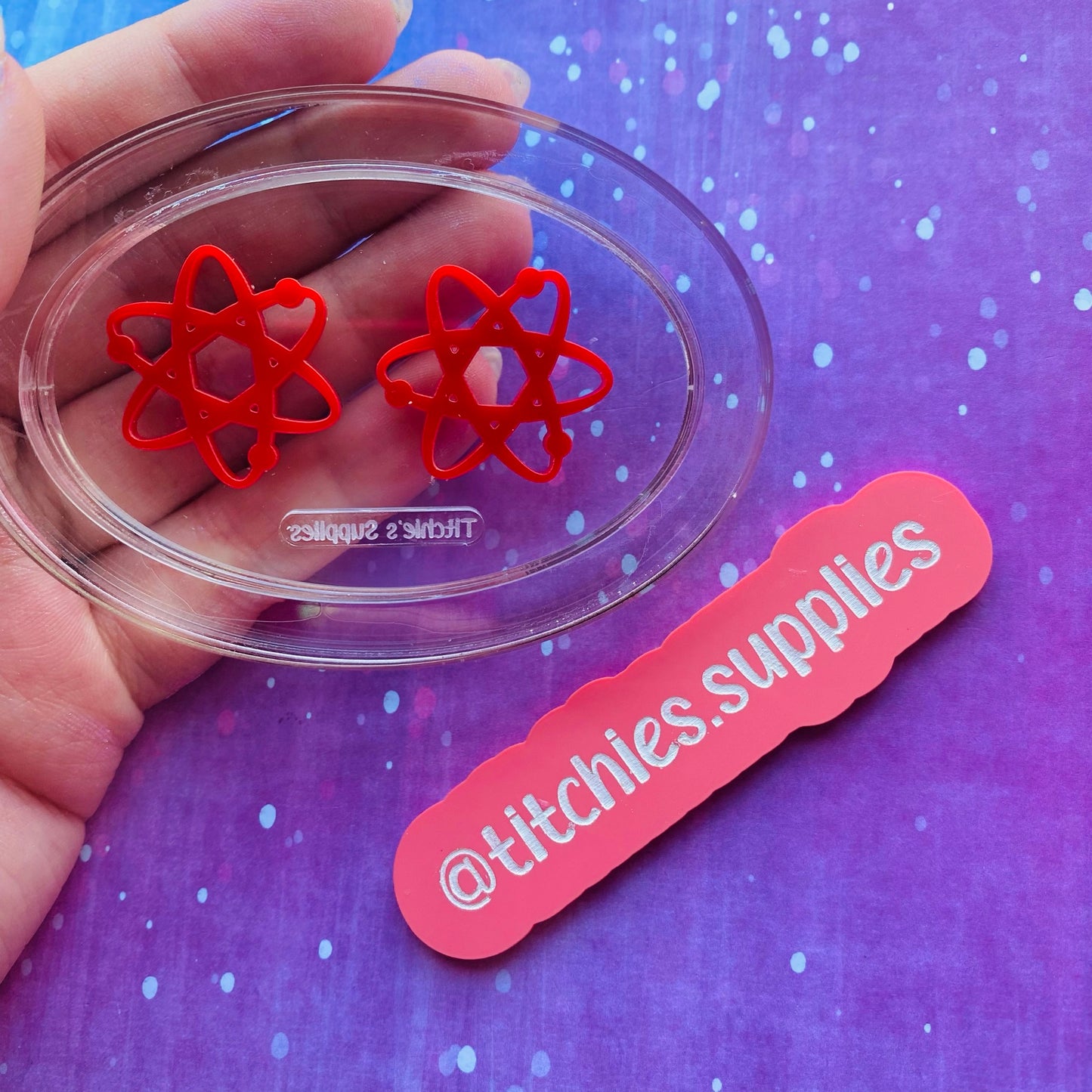 Atom Mould
