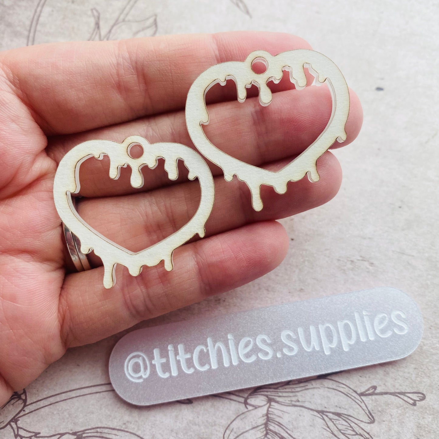 Drippy Hollow Heart Earrings Mould