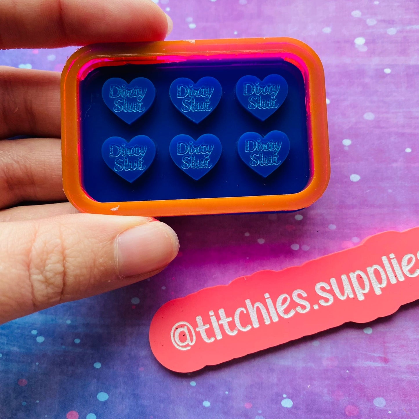 Set of 6 x 1cm Studs/Shaker Fillers Mould - Dirty Slut Heart
