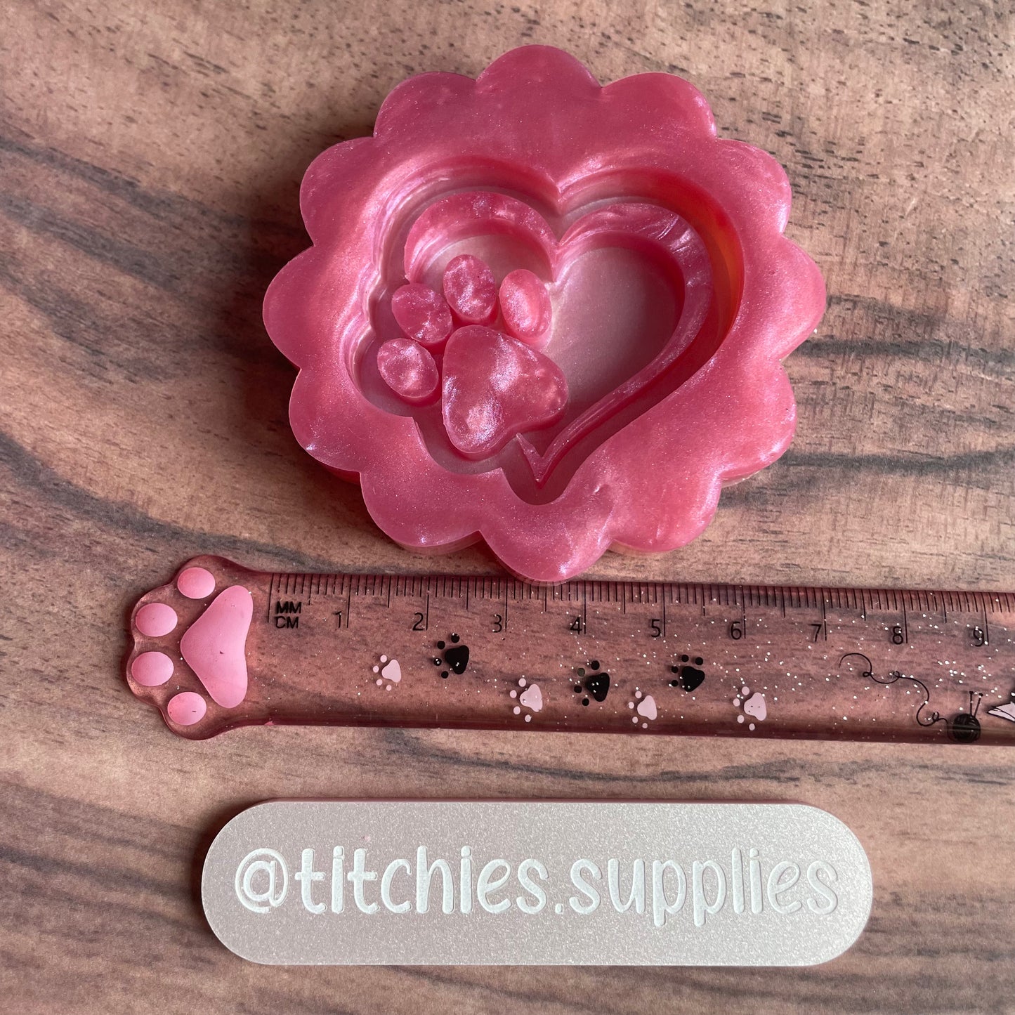 Heart and Paw Shaker Mould