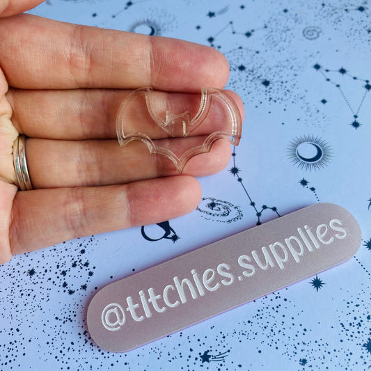 Spiked Bat Shaker Mould