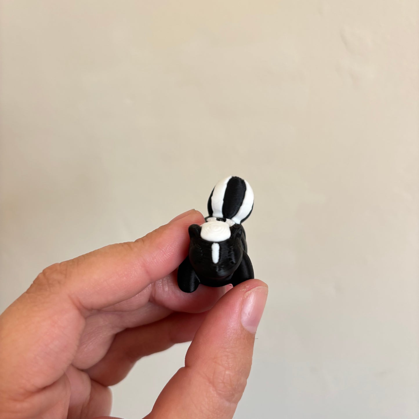 Wiggle Skunk Mini Fidget