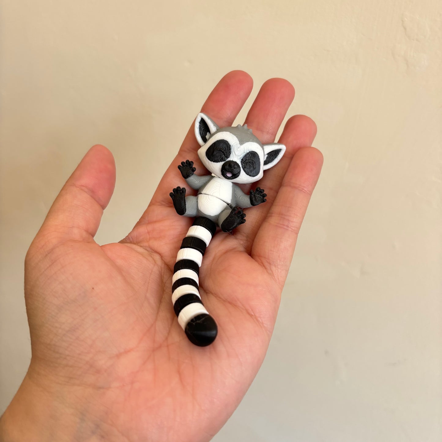 Wiggle Lemur Mini Fidget