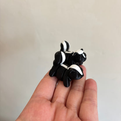 Wiggle Skunk Mini Fidget