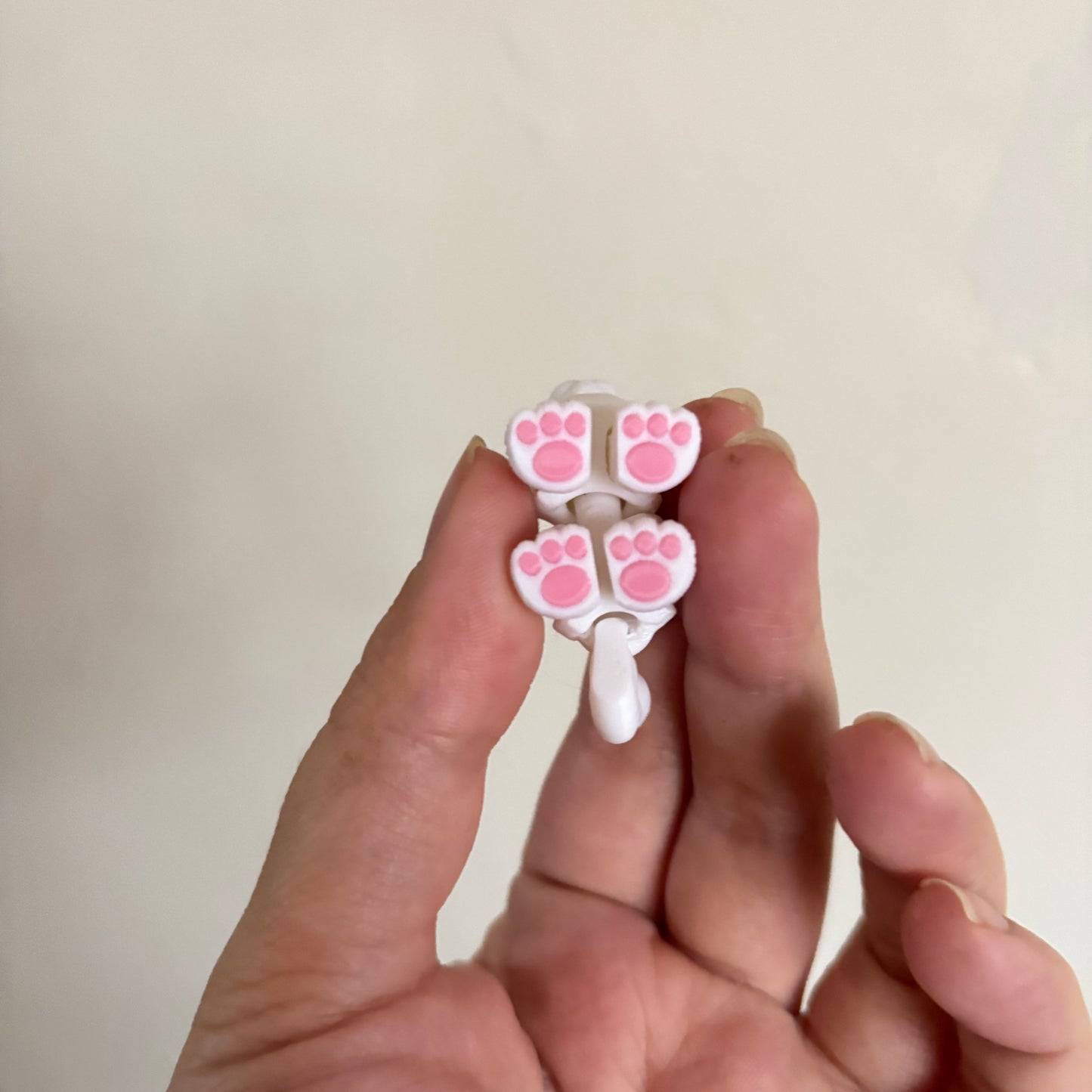 Wiggle Cat Fidget - White