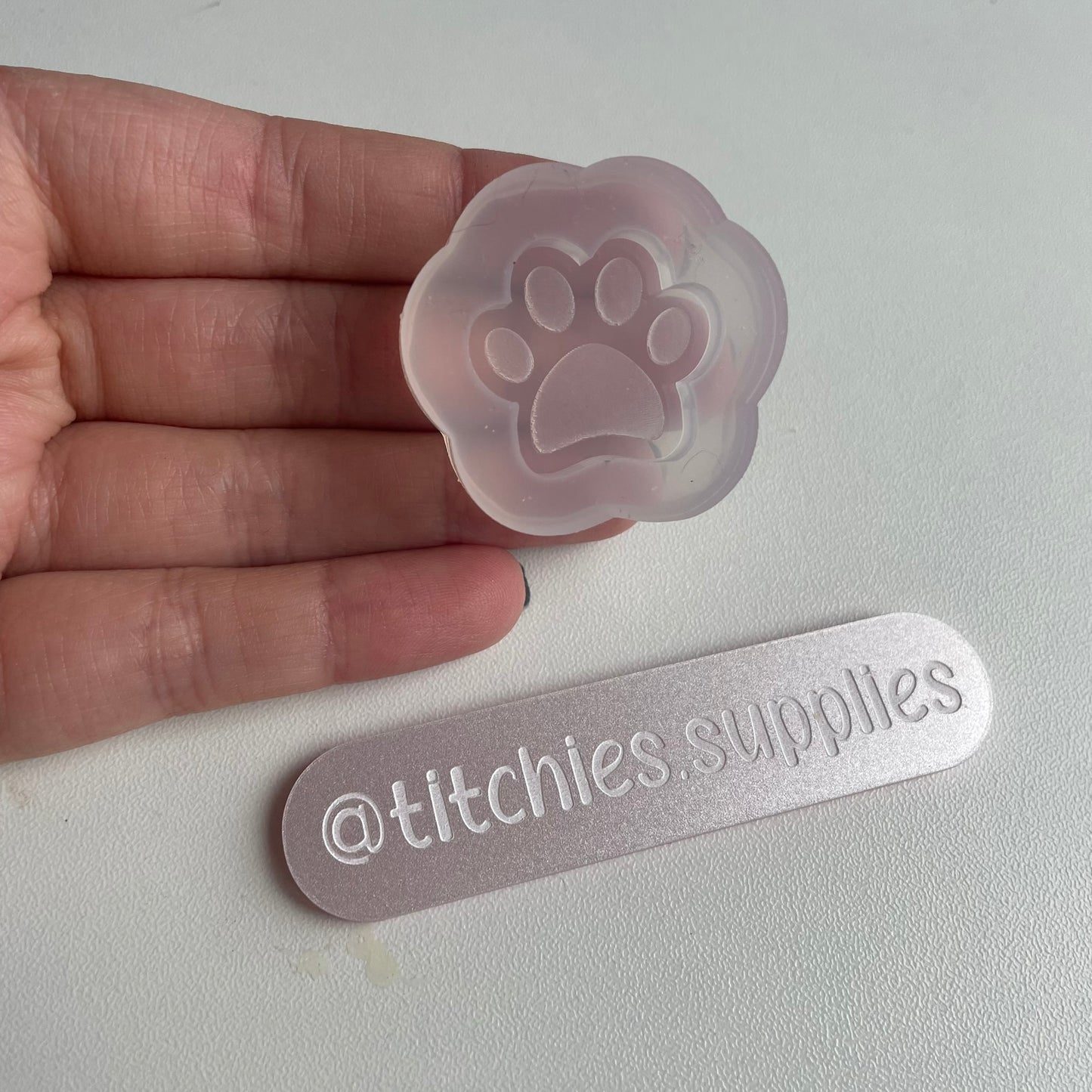 Mini Paw Cab Mould, 6mm Thick