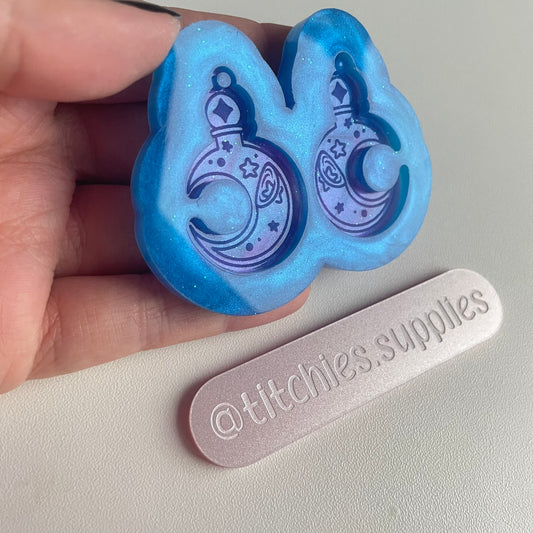 Crescent Potion Earring Mould