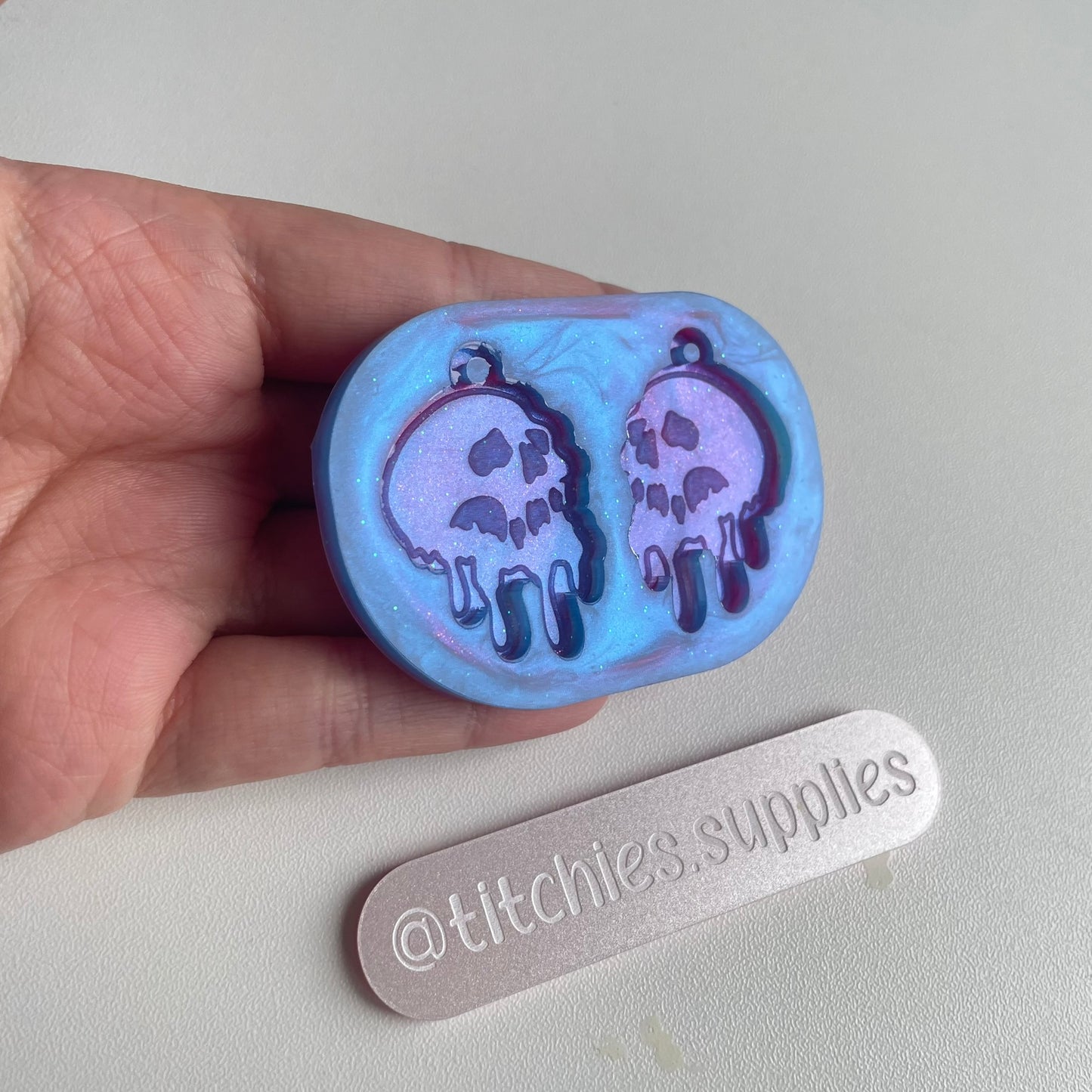 Drippy Skull Earring Mould