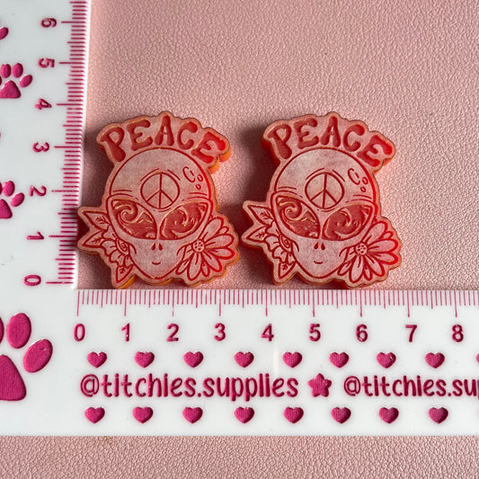 Destash Blanks - 5mm Peace Alien