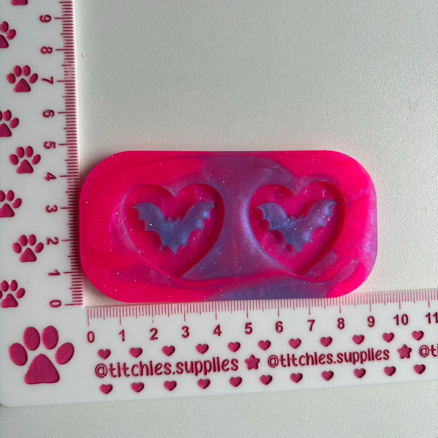 Bat Heart Mould