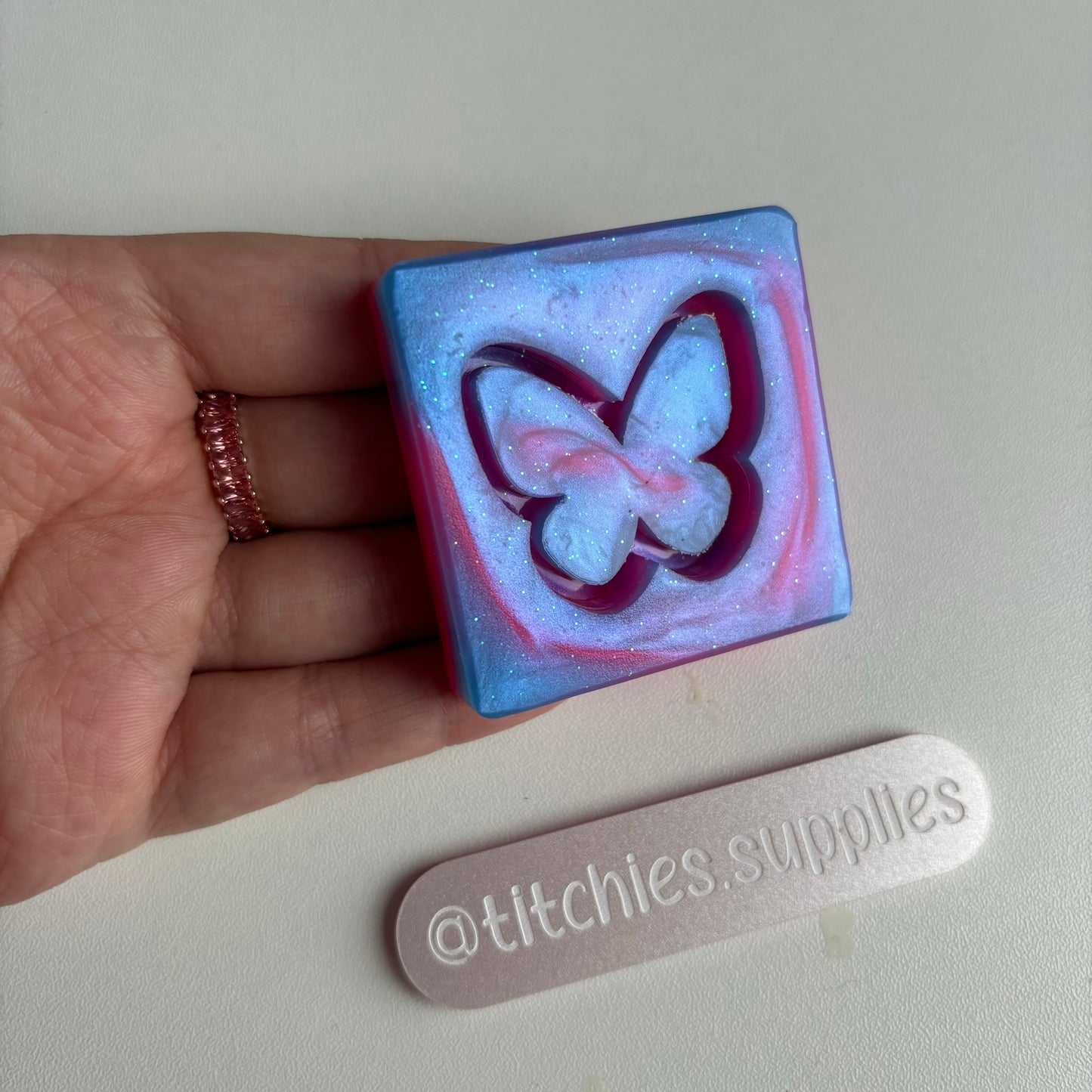 Plain Butterfly Shaker Mould