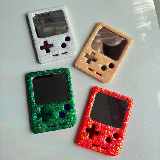 Custom Game Boy Pocket Mirror