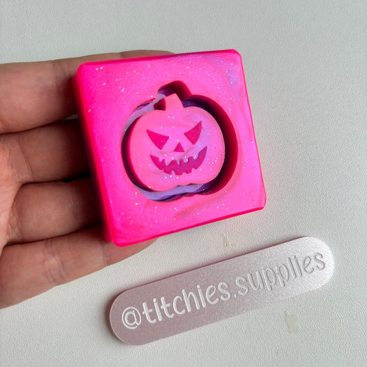 Spooky Pumpkin Face Shaker Mould