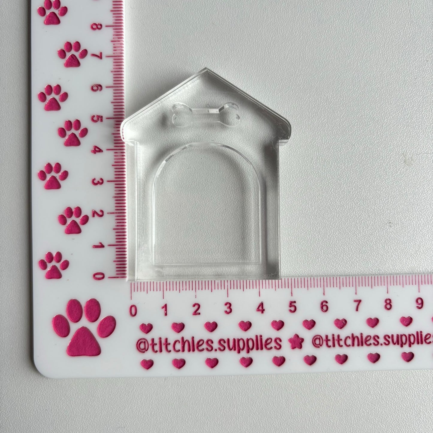 Dog House Kennel Shaker Mould