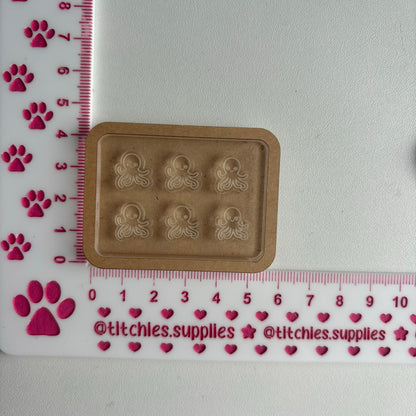 Set of 6 x 1cm Studs/Shaker Fillers Mould - Octopus