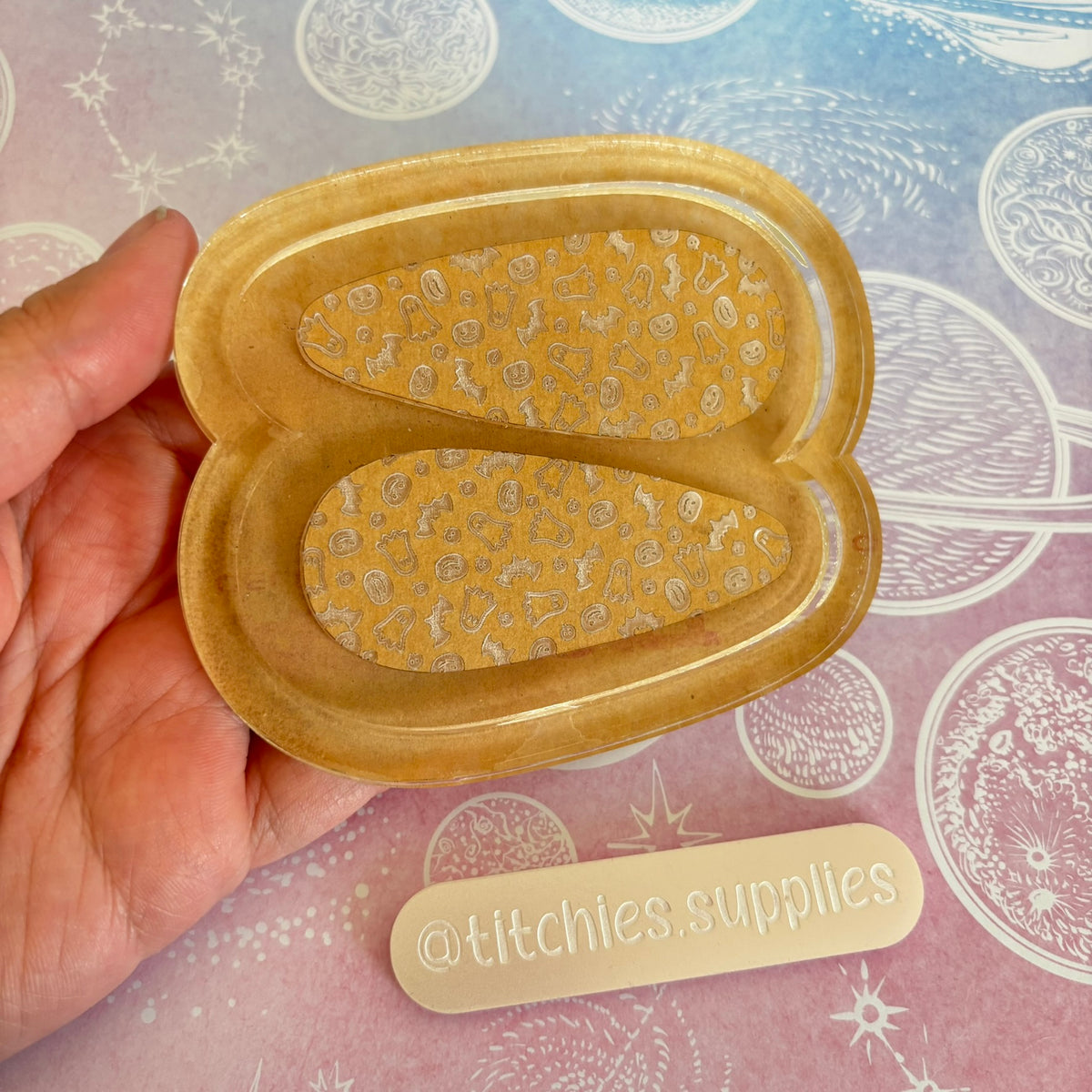 Mixed Spooky Tear Drop Hair Clip/Barrette Mould