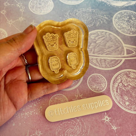 Snacks Mini Stud Mould