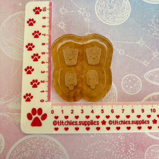 Snacks Mini Stud Mould