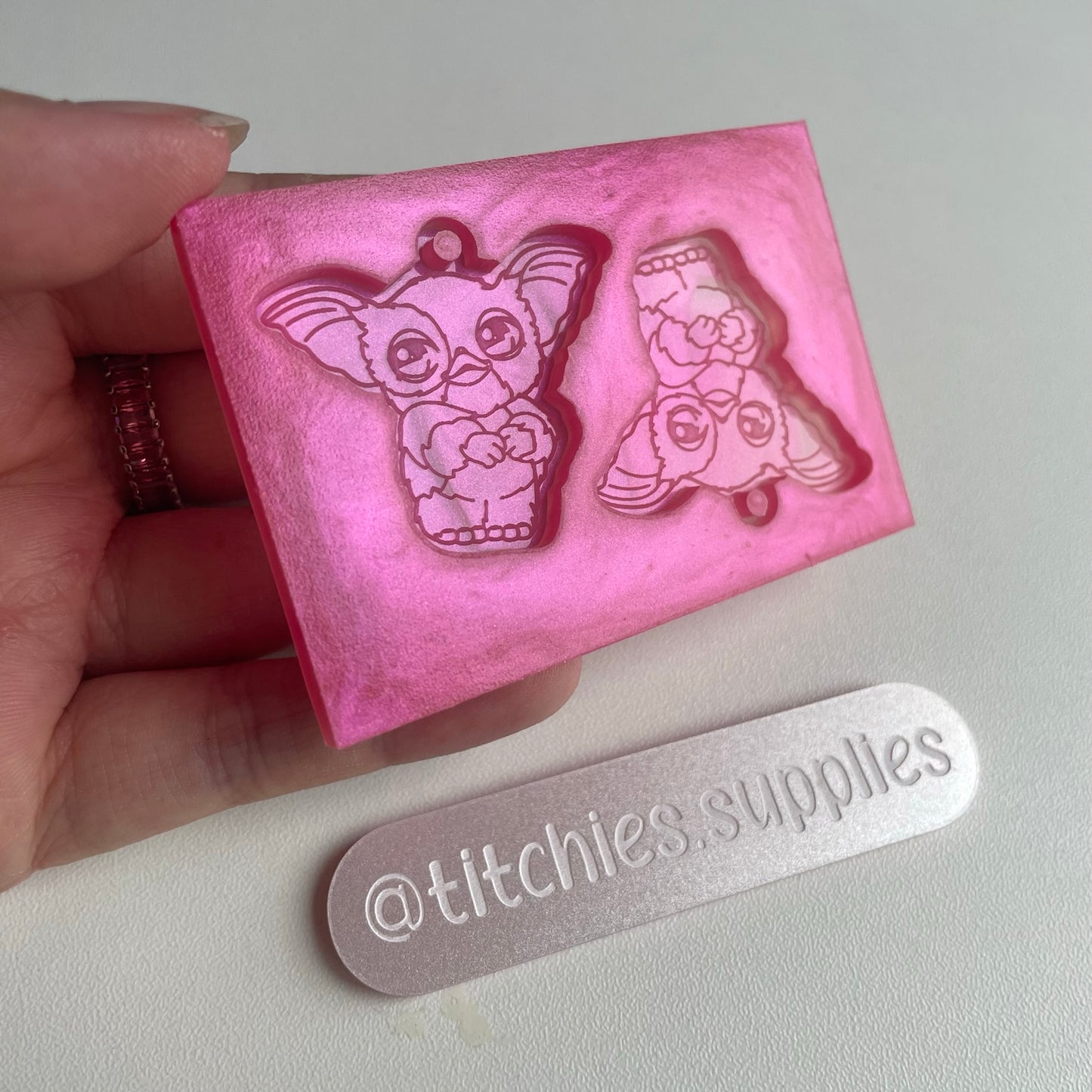 Cute Giz Earring Mould