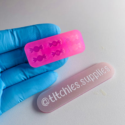 Set of 6 x 1cm Studs/Shaker Fillers Mould - Candy
