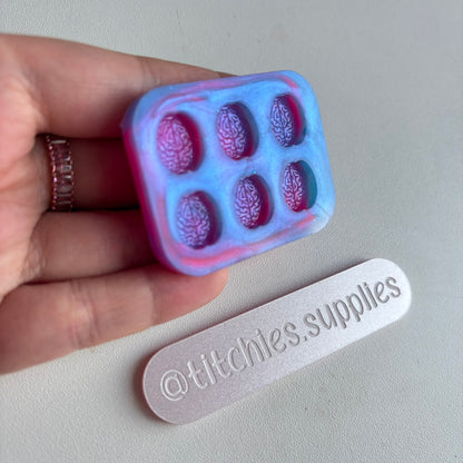 Set of 6 x 1cm Studs/Shaker Fillers Mould - Brains