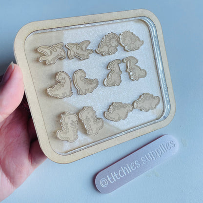 Engraved Dino Stud Palette Mould