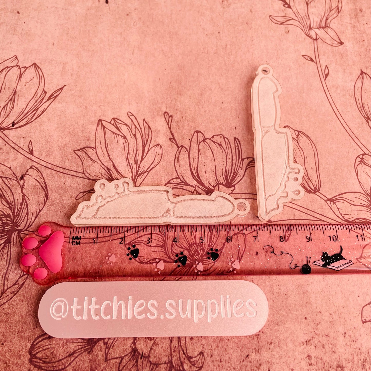 Drippy Knife Earring Mould