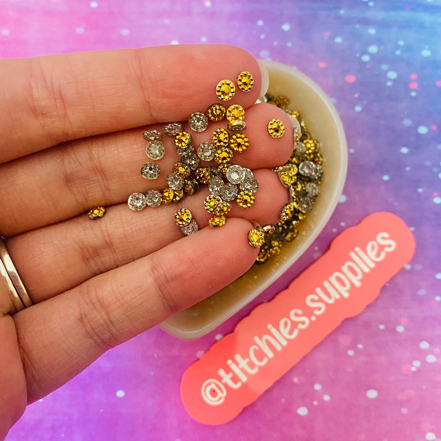 4mm Sunflower Rhinestones - Gold