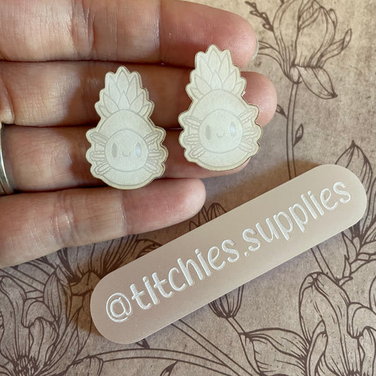 Pineapple Axolotl Mould - Nichiiexe Designs