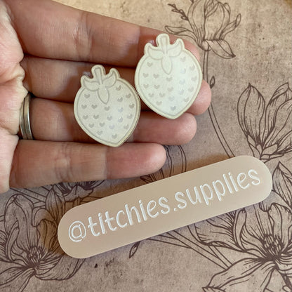 Hearty Strawbs 1 Mould - Nichiiexe Designs