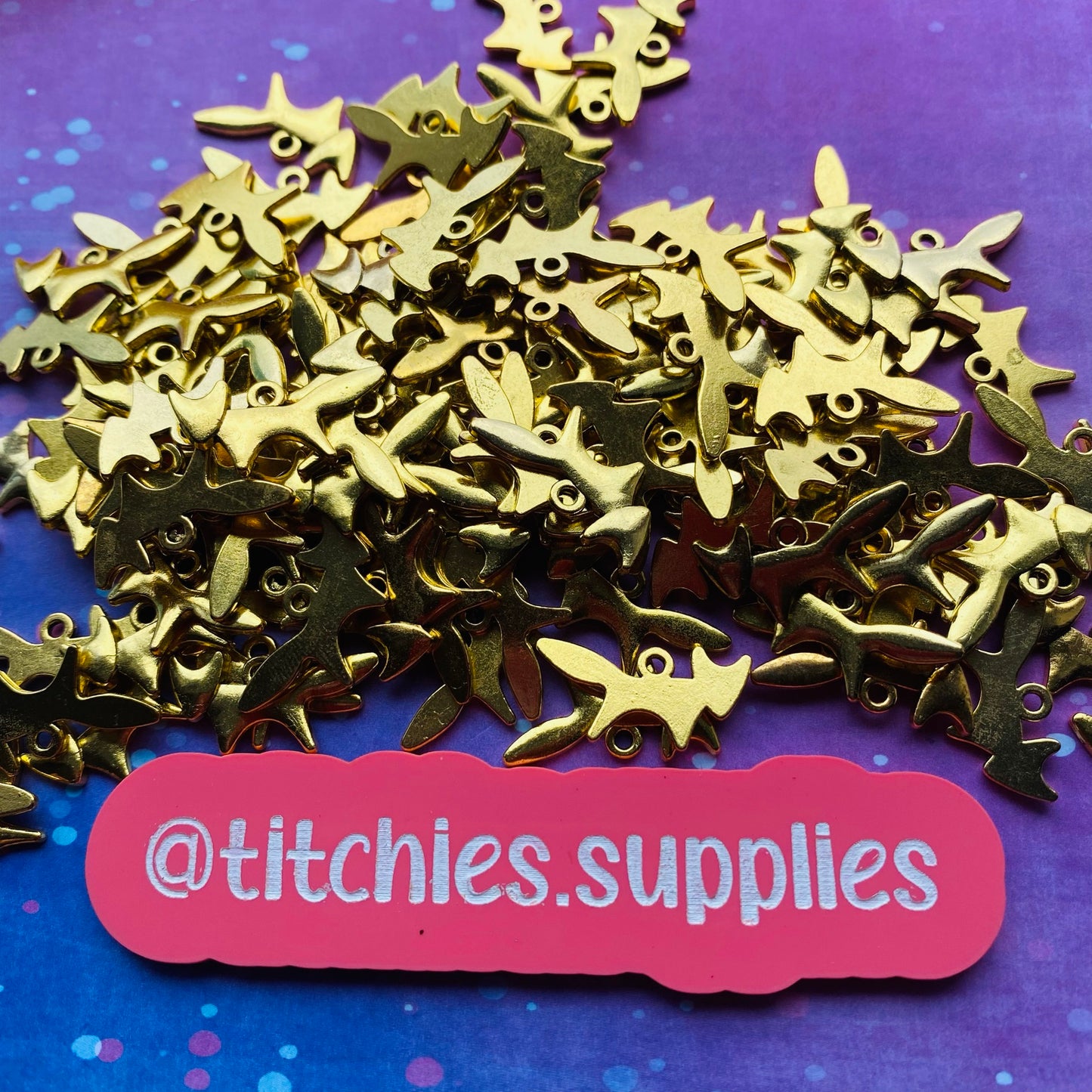 Gold Metal Charms - Foxy (x5)