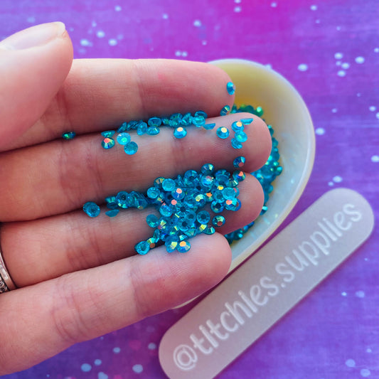 3mm Translucent Resin Rhinestones - Sky Blue AB