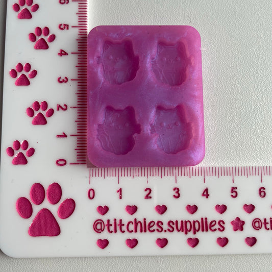 Cute Cat Stud Mould