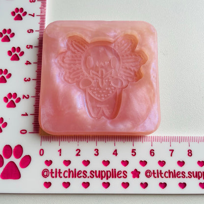 Axolotl Strawberry Mould, 5mm Thick