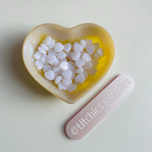 Beads - Plain White Hearts (x50)