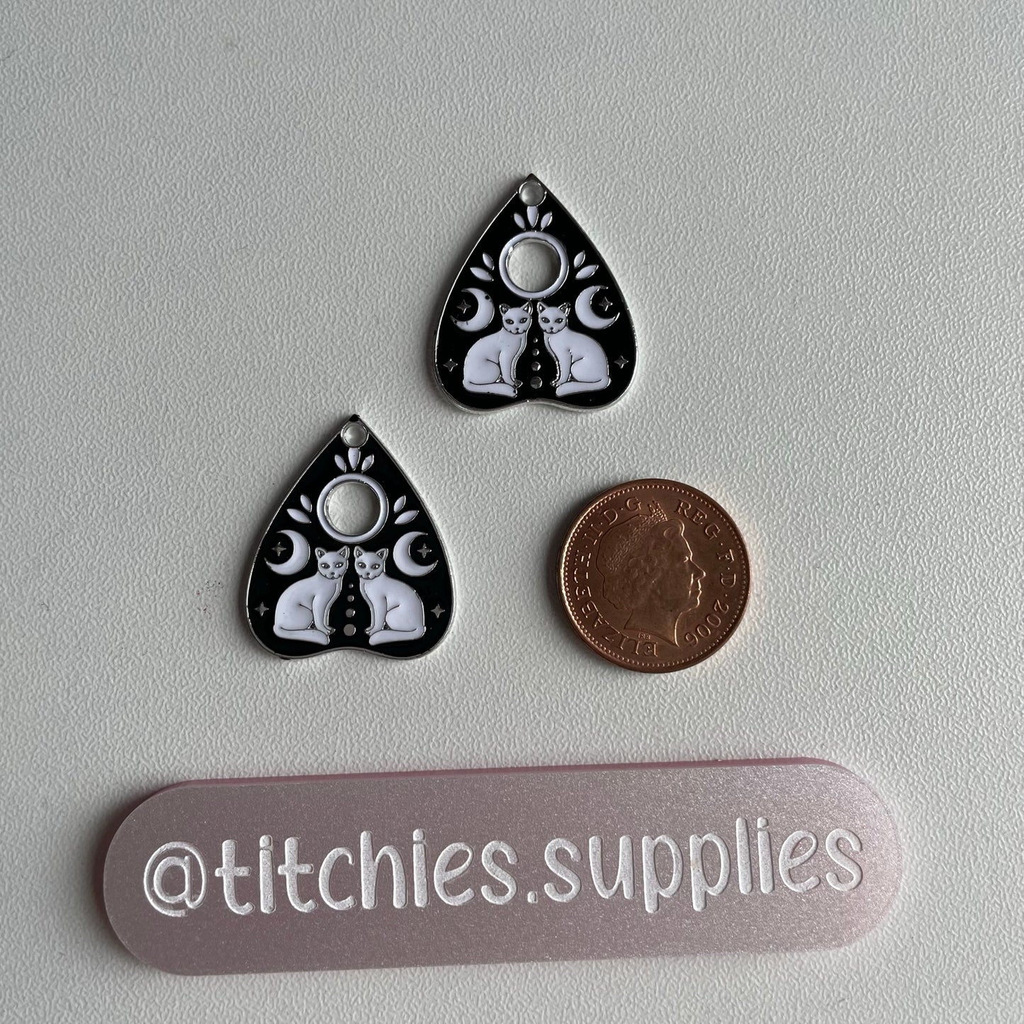 Metal Charms - Twin Cat Planchette - Silver (x1)