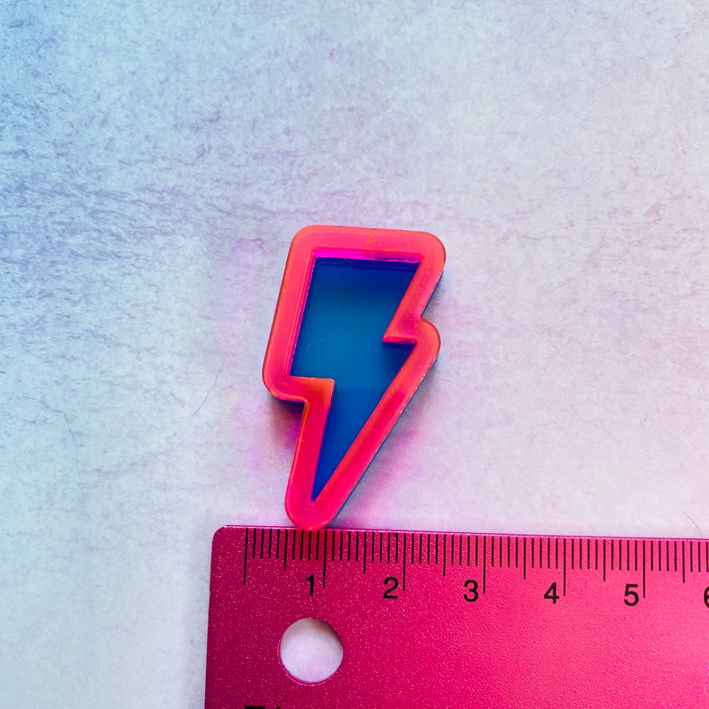 Lightning Bolt Shaker Mould