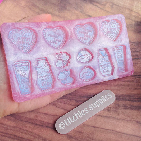 Sassy Woman Palette Mould