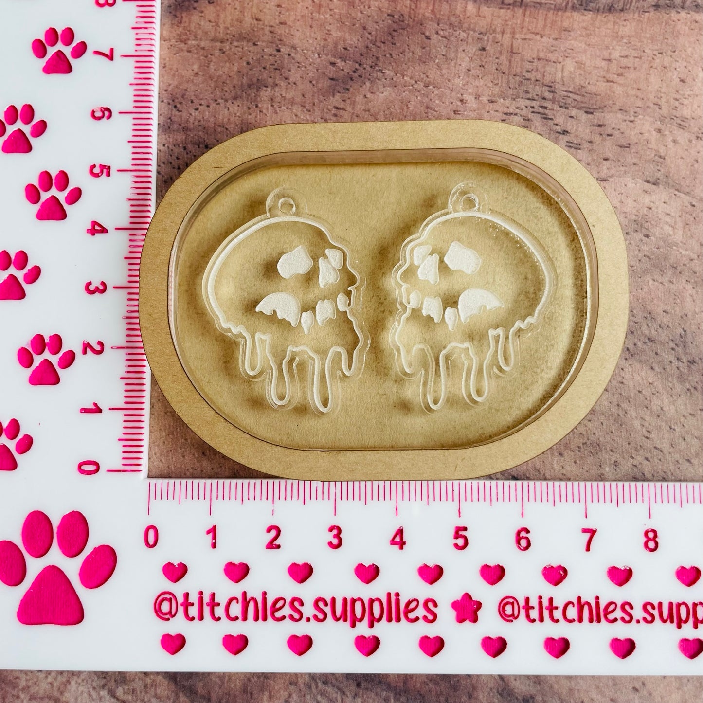 Drippy Skull Earring Mould