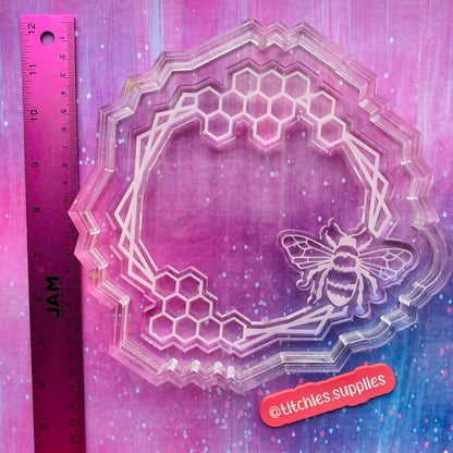 XL Bee and Honeycomb Tray Mould, 8mm Thick