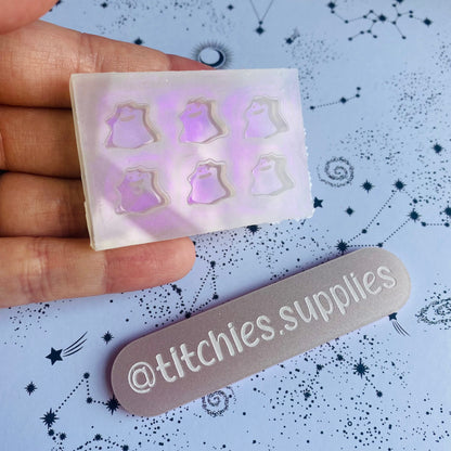 Set of 6 x 1cm Studs/Shaker Fillers Mould - Wiggle Dude Ghost