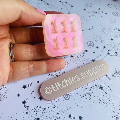 Set of 6 x 1cm Studs/Shaker Fillers Mould - Full Bunny