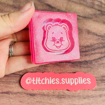 Engraved Bear Face Shaker Mould