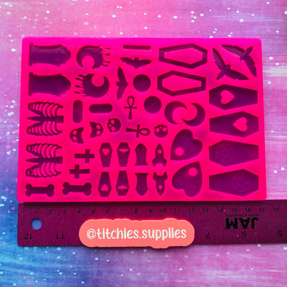 Large Spooky Palette Mould