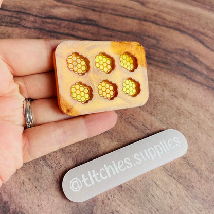 Set of 6 x 1cm Studs/Shaker Fillers Mould - Honeycomb