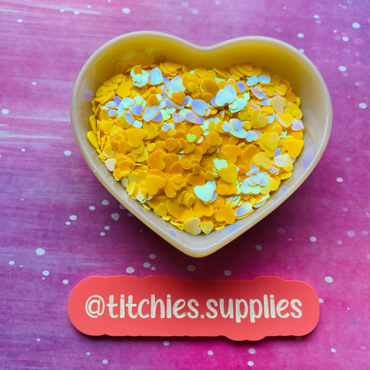 Mixed Size Heart Confetti - Iridescent Yellow