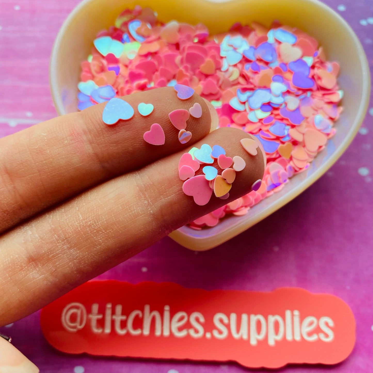 Mixed Size Heart Confetti - Iridescent Pink