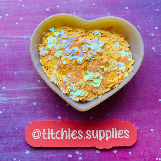 Mixed Size Heart Confetti - Iridescent Peach