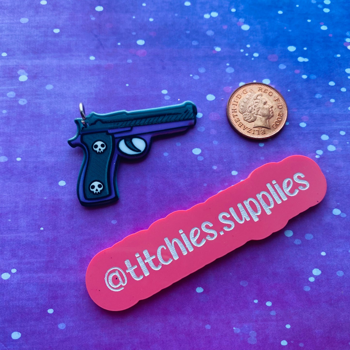 Resin Charms - Skull Gun (x1)